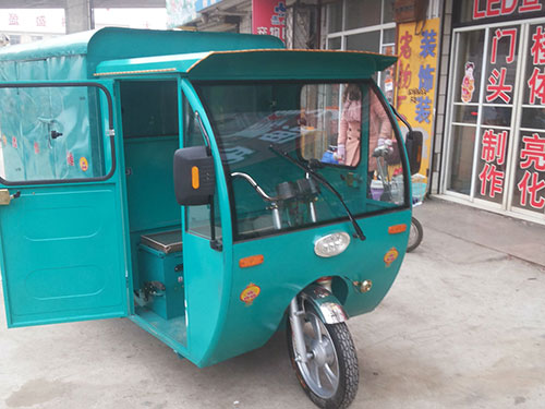 豪华方型车棚